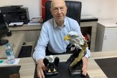 Türkiye Emekliler Derneği Bakırköy Şubesi Sekreteri Oğuz Arslan’ın Kartal Hediyesi Konuşuluyor Türkiye Emekliler Derneği Bakırköy Şubesi Sekreteri Oğuz Arslan’ın Kartal Hediyesi Konuşuluyor