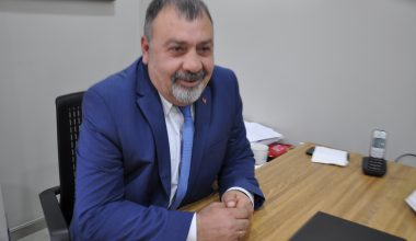 Fikret Bayrak Diyor ki: 100 Yaşına Ulaşmak İstiyorsanız…