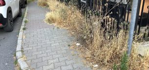 Kaldırımlar Caddelerin Kravatıdır