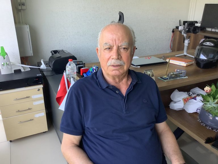 İstanbul Milletvekili Rıdvan Budak, Hayat Yaşlı Bakım Merkezi’ndeki Sergi Etkinliğine Katıldı