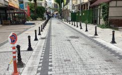 Bakırköy Fen İşleri Personeli Caddelerimizi Güzelleştiriyor, Bakırköylüler de Sahip Çıkmalı Bakırköy Fen İşleri Personeli Caddelerimizi Güzelleştiriyor, Bakırköylüler de Sahip Çıkmalı