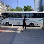 Bakırköy’de Yaya Yolunu Engelleyen Küçükçekmece Belediyesi Aracı Yakışmadı