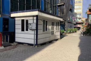 Bakırköy Banka Geçidi Sokak’taki Bu Kulübe Zabıtaların Uyuma Yeri mi Oldu?