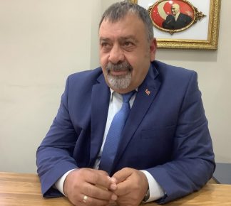 Yaşlılarımız Yaşlı Değil, Yaş Almış Tarihtir