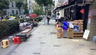 İstanbul Caddesi’ndeki Esnafa Çağrımız: Yaya Yollarını Kapatmayalım