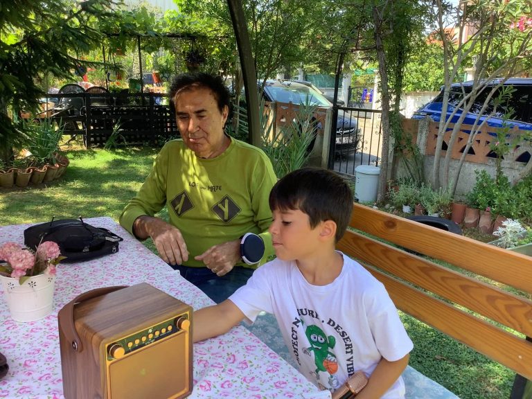Çağrı Yapmanın Zamanı Geldi: “Torunlarımız da Ali Rıza Binboğa’nın Şarkılarıyla Büyüsün”