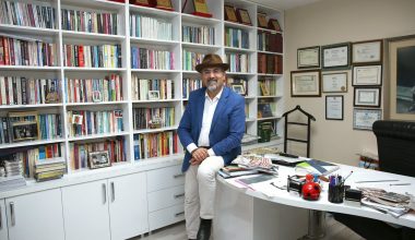 Reklam Cerrahı Doktoru Ayson Karabağ: Firmalarda Yaşadıklarım Birilerine Ders Olsun