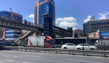 Nazmi Arıkan Fen Bilimleri Bahçelievler Anadolu Lisesi Yol Tarifi