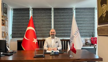 Fen Bilimleri Bahçelievler Anadolu Lisesi Kurucusu Canip Aziti’den Öğretmenlere Çağrı: