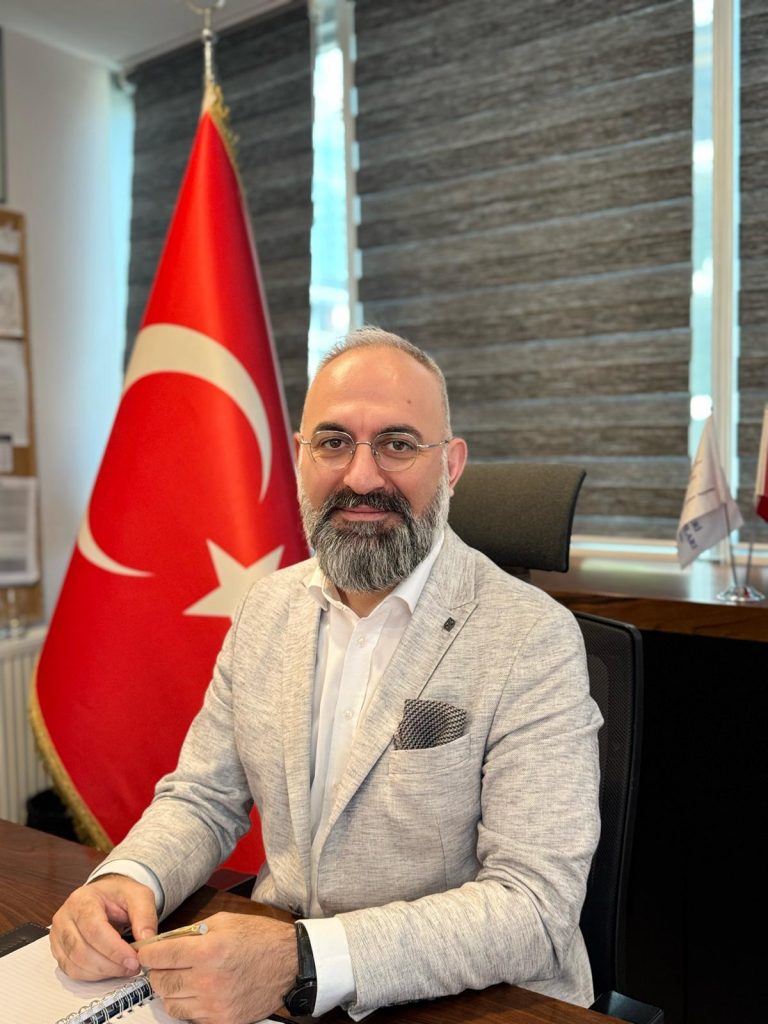 Fen Bilimleri Bahçelievler Anadolu Lisesi Kurucusu Canip Aziti’den Öğretmenlere Önemli Hatırlatma