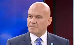 Bakırköy’e Bir Hışımla Geldi, Geçti: Peh Peh Peh! Bakırköy’e Bir Hışımla Geldi, Geçti: Peh Peh Peh!