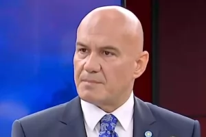 Bakırköy’e Bir Hışımla Geldi, Geçti: Peh Peh Peh!