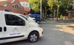 Zabıtalar Ebuzziye Caddesi’nde Örnek Olmalı: Yaya Yoluna Araç Koymayın!
