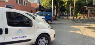 Zabıtalar Ebuzziye Caddesi’nde Örnek Olmalı: Yaya Yoluna Araç Koymayın!